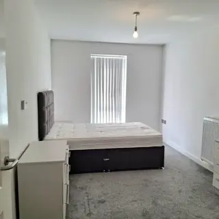 Aura Bedroom 3