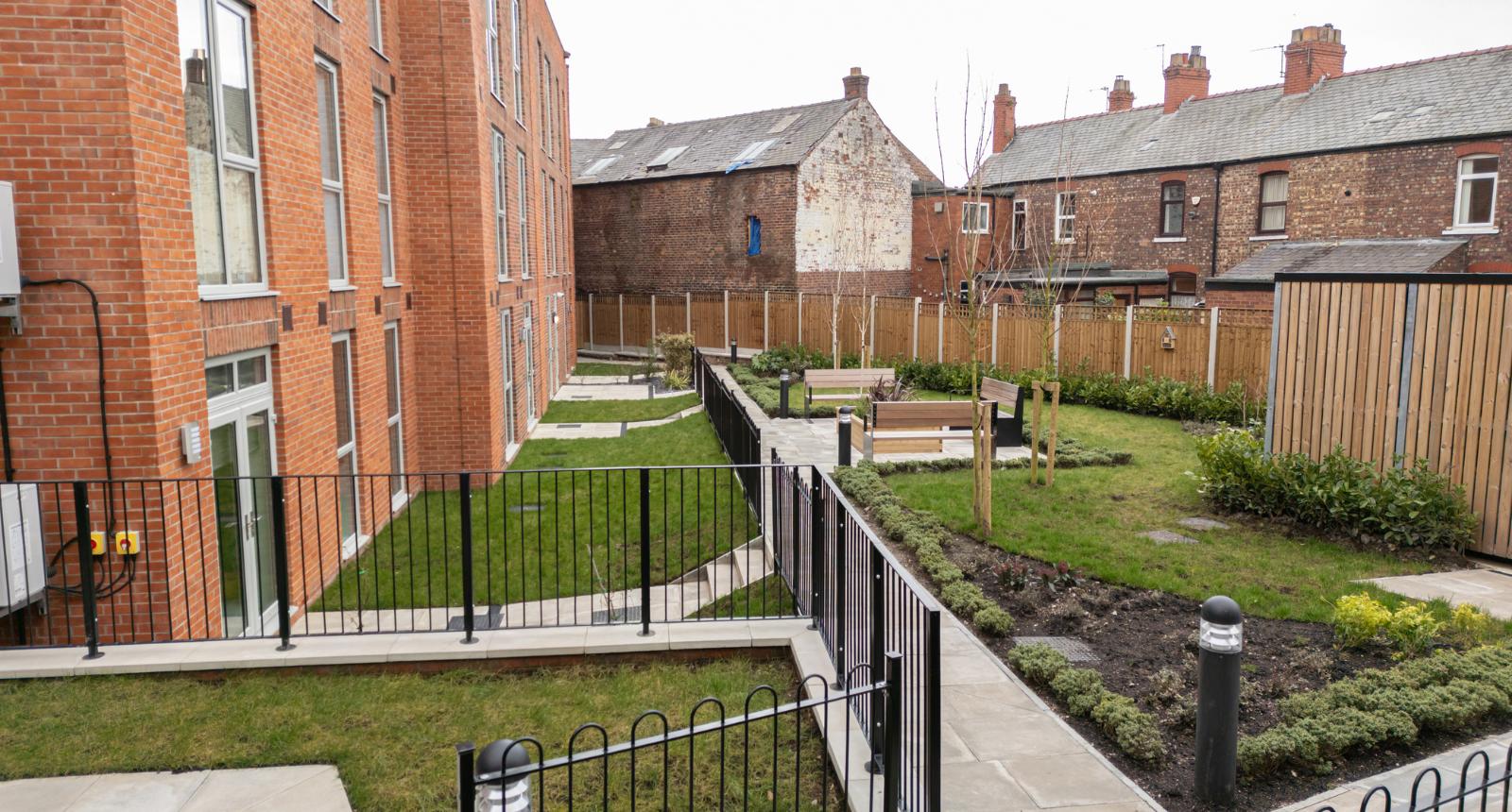 Tatton Place, Sale (12)