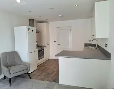 Aura Kitchen 3