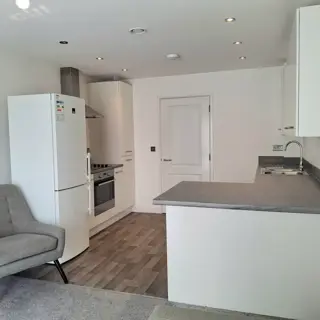 Aura Kitchen 3